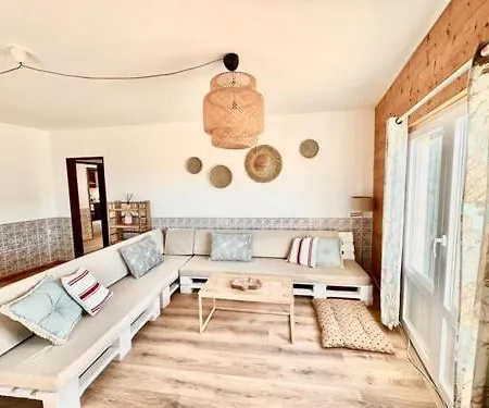 Sunset Cove Apartment *